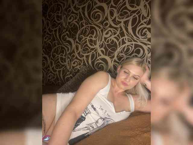 Alinka11127 webcam