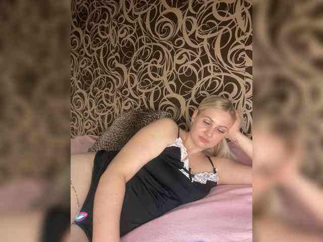 Alinka11127 webcam