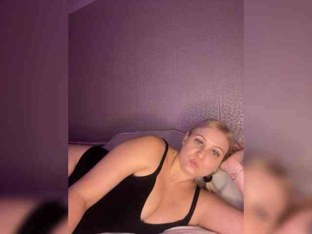 Modella: _CherryLina_