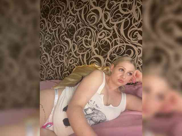 Alinka11127 webcam