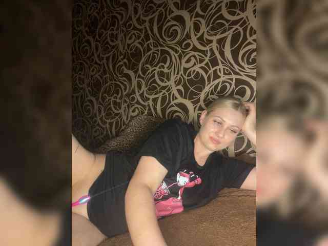 Alinka11127 webcam