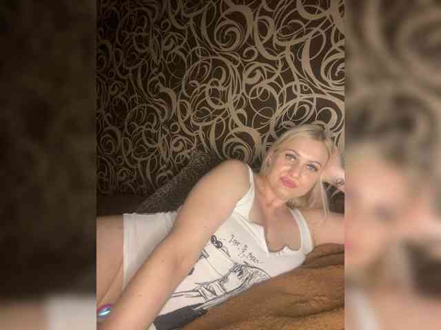 Alinka11127 webcam