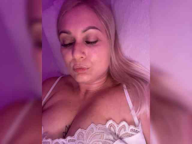 _CherryLina_ webcam
