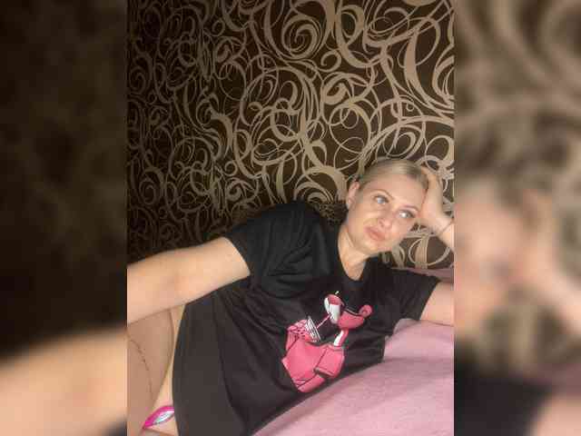 Alinka11127 webcam