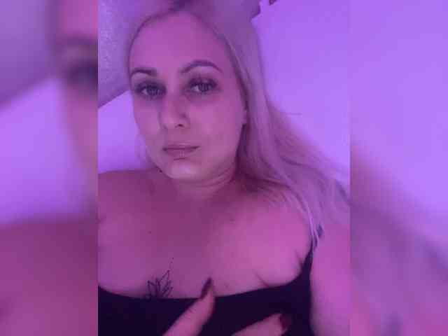 _CherryLina_ webcam