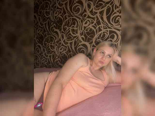 Alinka11127 webcam