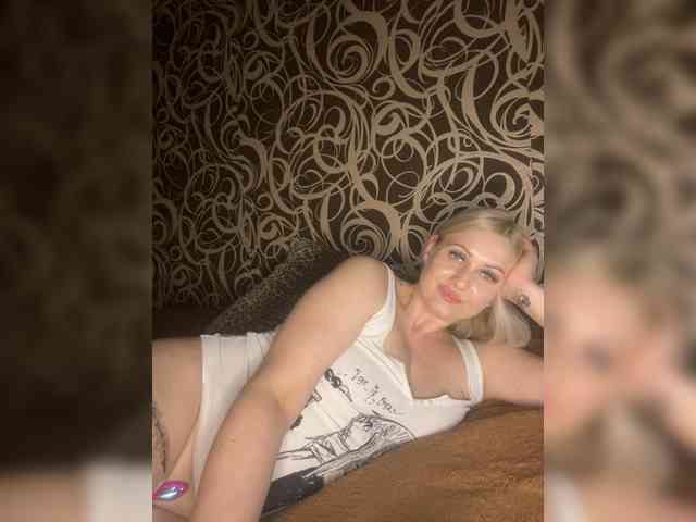 Alinka11127 webcam