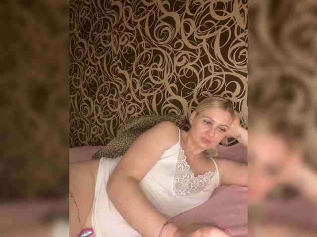 Alinka11127 webcam