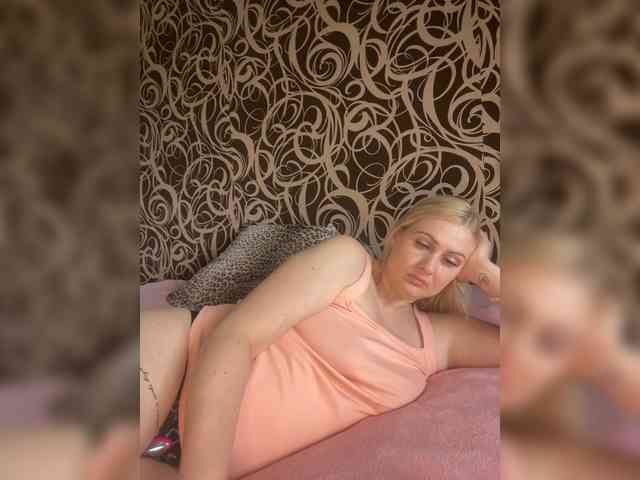 Alinka11127 webcam