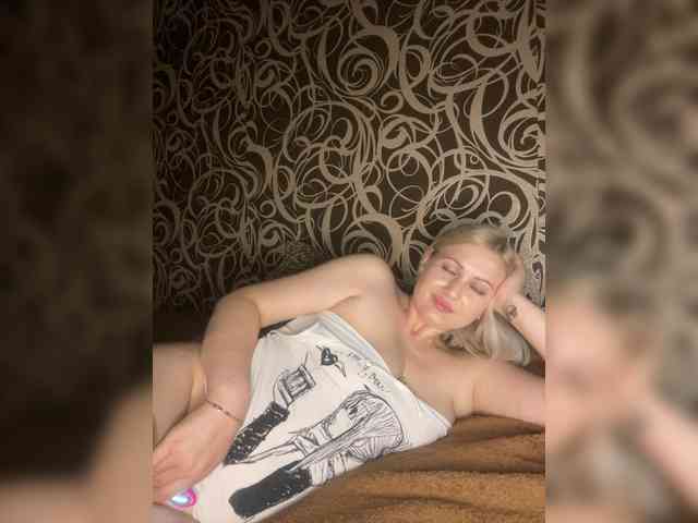Alinka11127 webcam