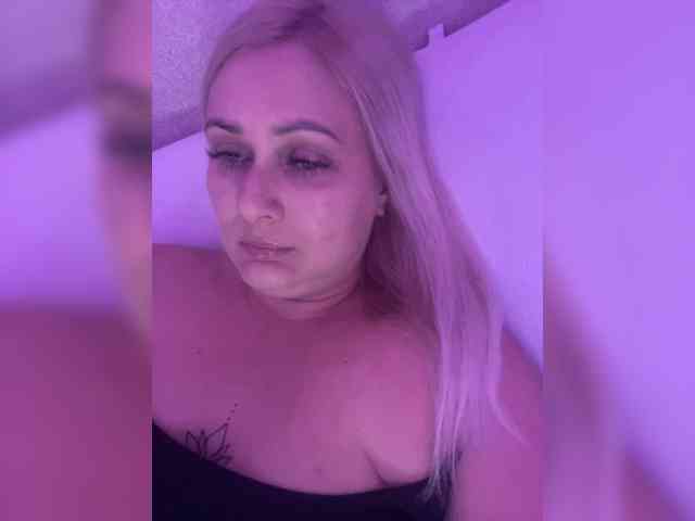 _CherryLina_ webcam