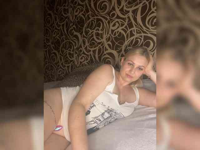 Alinka11127 webcam