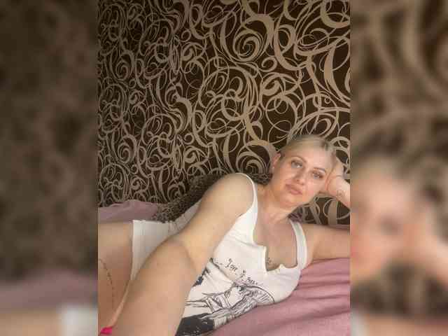 Alinka11127 webcam