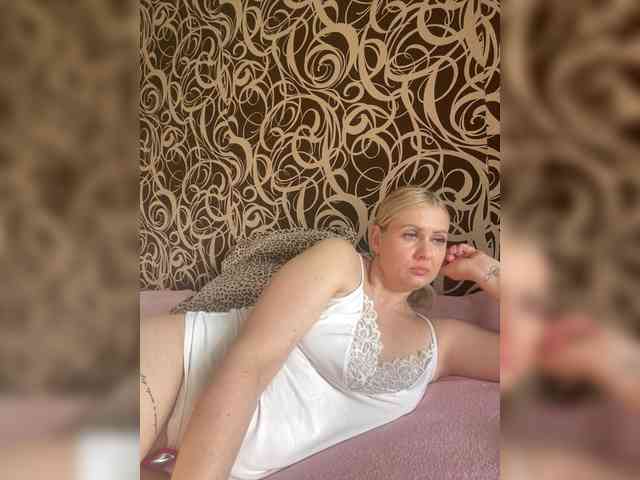 Alinka11127 webcam