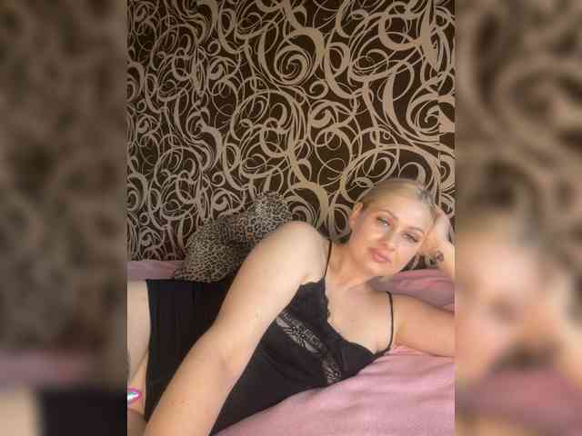 Alinka11127 webcam