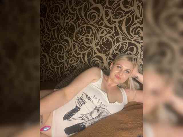 Alinka11127 webcam