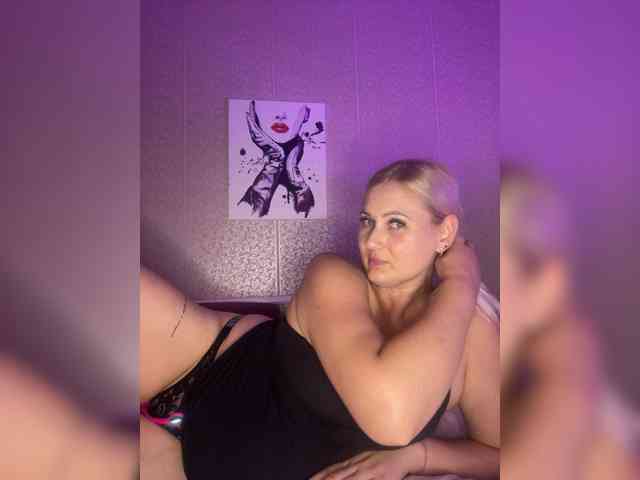 S____ webcam