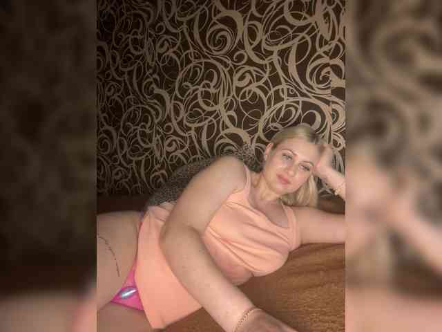 Alinka11127 webcam