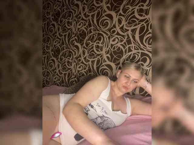 Alinka11127 webcam