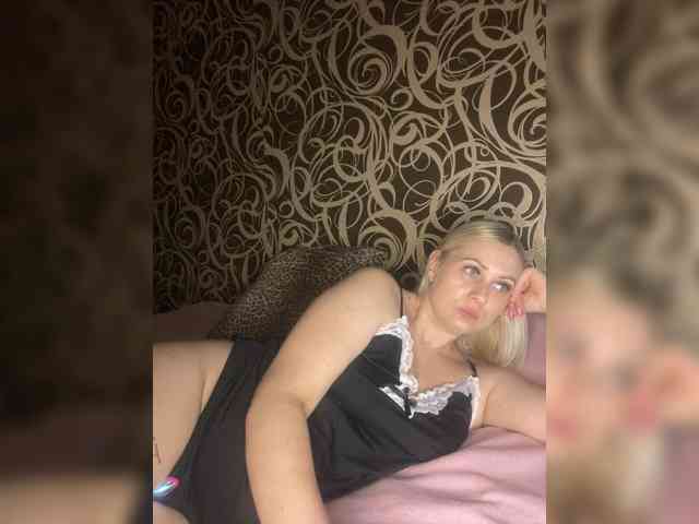 Alinka11127 webcam