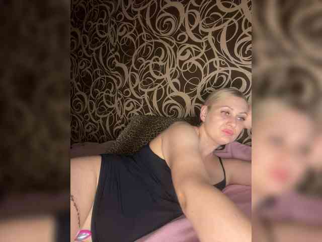 Alinka11127 webcam