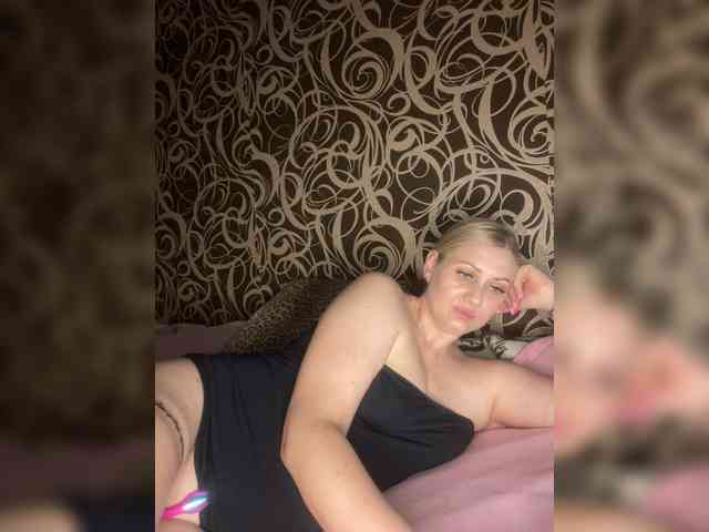 Alinka11127 webcam