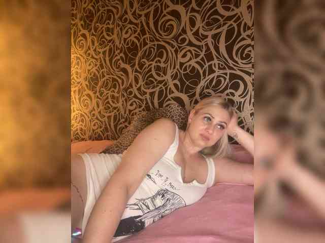 Alinka11127 webcam