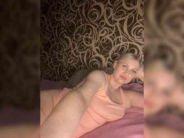 Alinka11127 webcam
