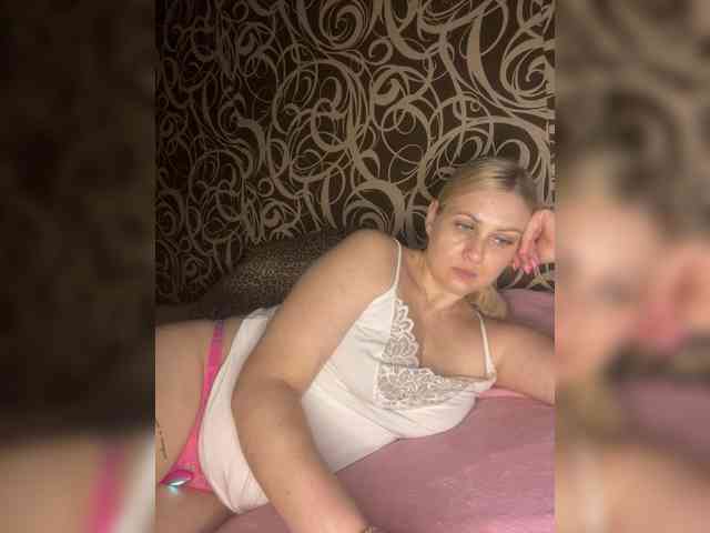 Alinka11127 webcam