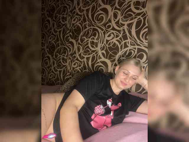 Alinka11127 webcam