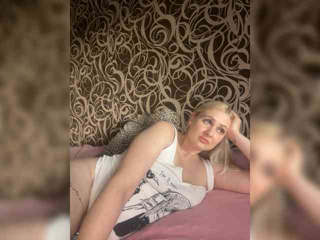 Alinka11127 webcam