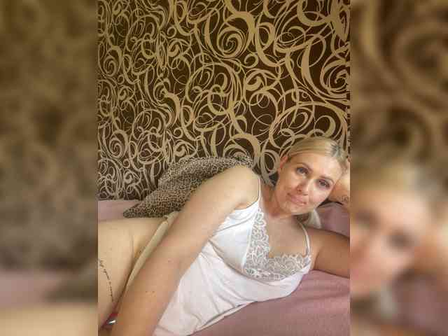 Alinka11127 webcam