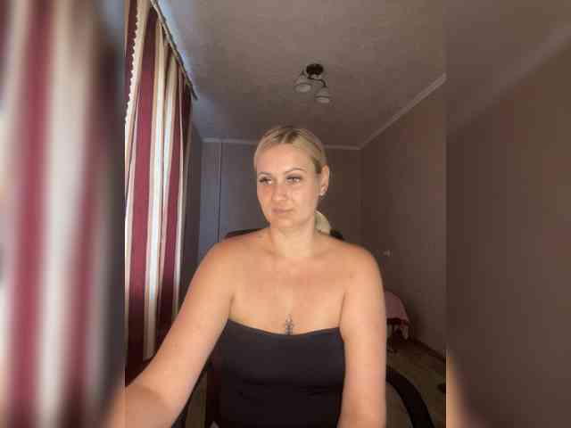 Alli666 webcam