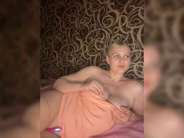 Alinka11127 webcam