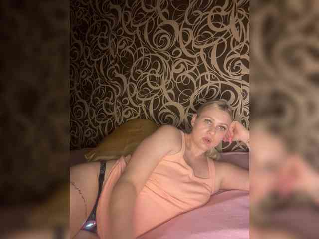 Alinka11127 webcam