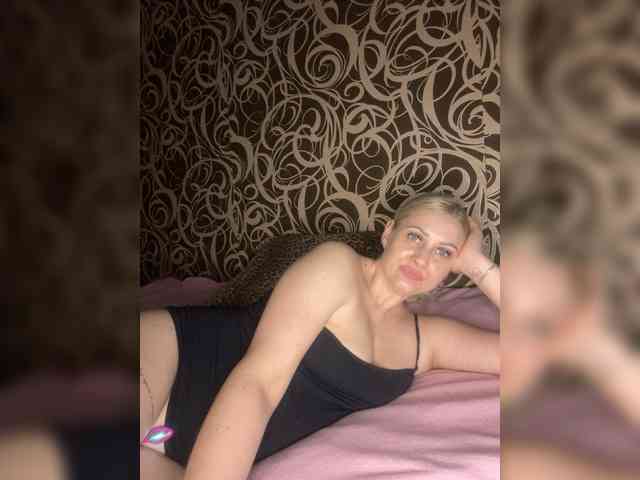 Alinka11127 webcam