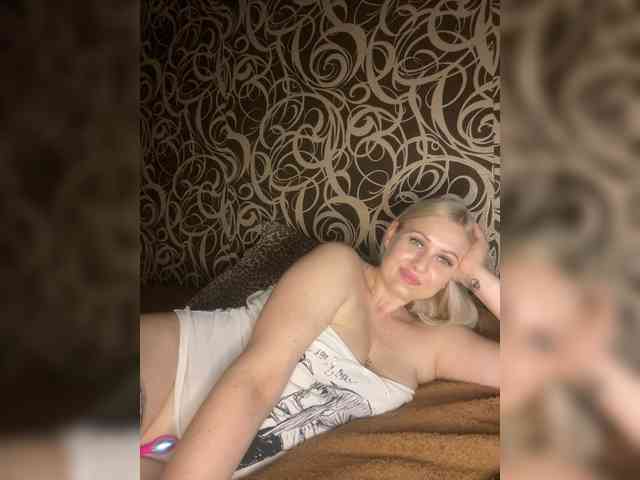Alinka11127 webcam