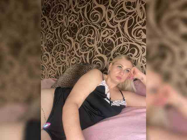 Alinka11127 webcam