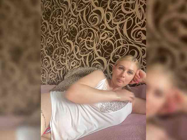 Alinka11127 webcam