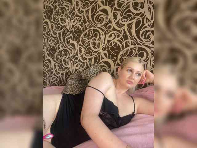 Alinka11127 webcam