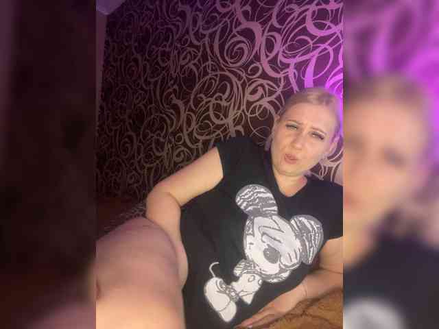 モデル: Alinka11127