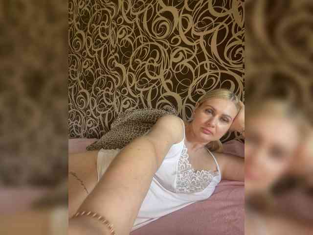 Alinka11127 webcam
