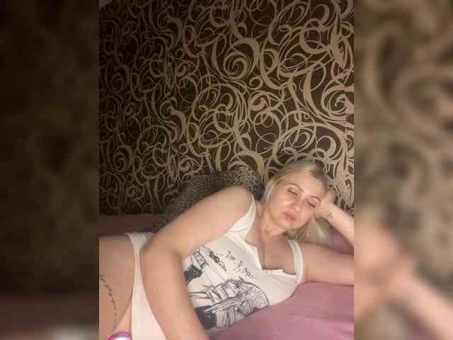 Alinka11127 webcam