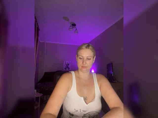 S____ webcam