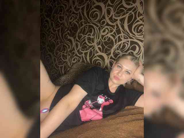 Alinka11127 webcam