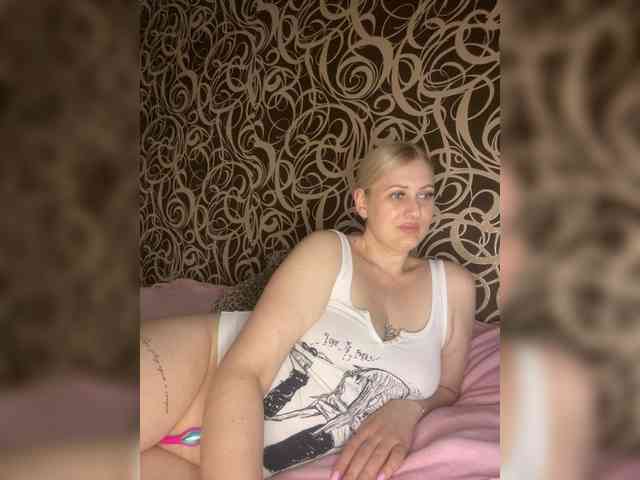 Alinka11127 webcam