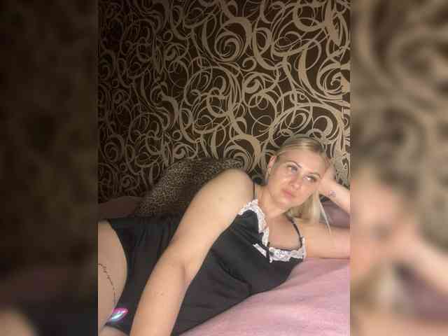 Alinka11127 webcam