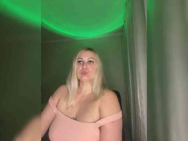 _cherrylina_'s live room