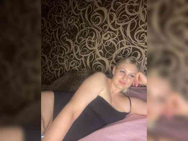Alinka11127 webcam