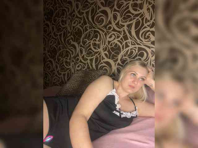 Alinka11127 webcam